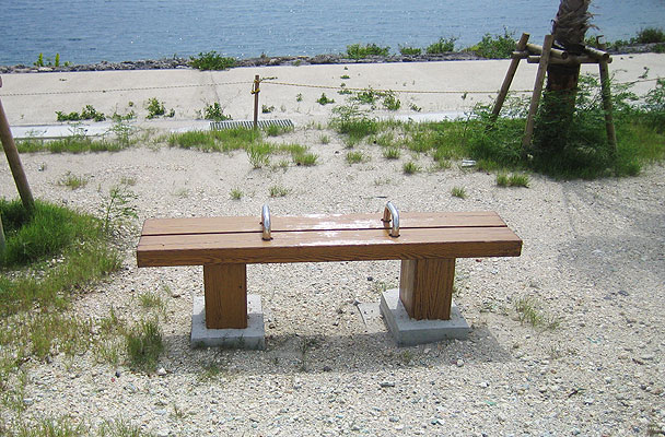 (特)手すり付きベンチ